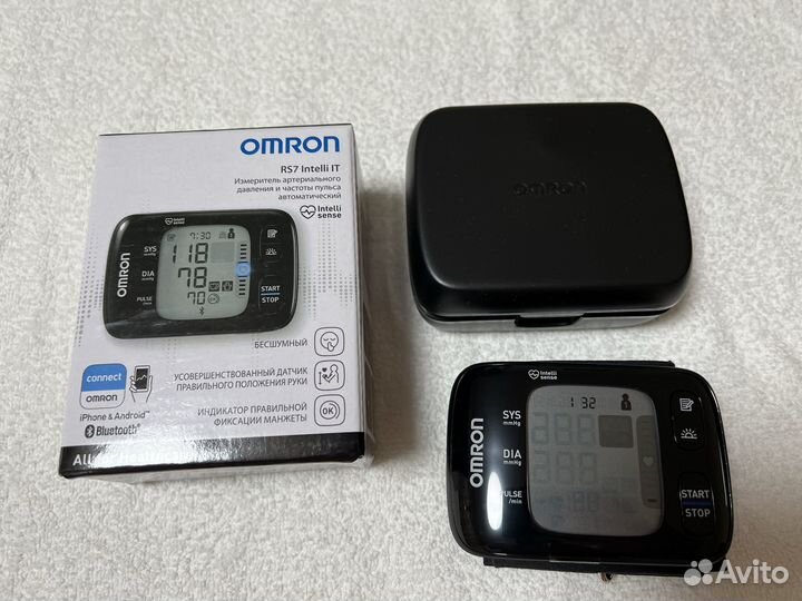 Тонометр на запястье omron RS7 Intelli IT