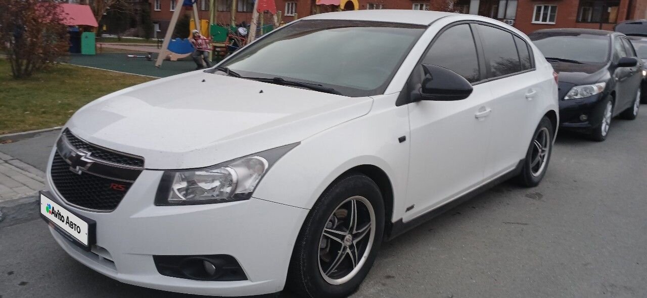 Chevrolet Cruze: фото владельца