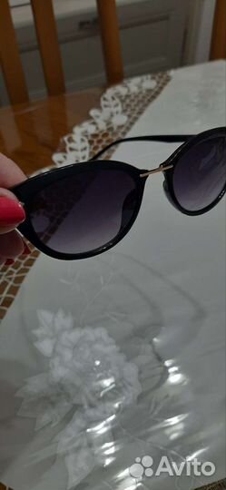 Солнцезащитные очки женские