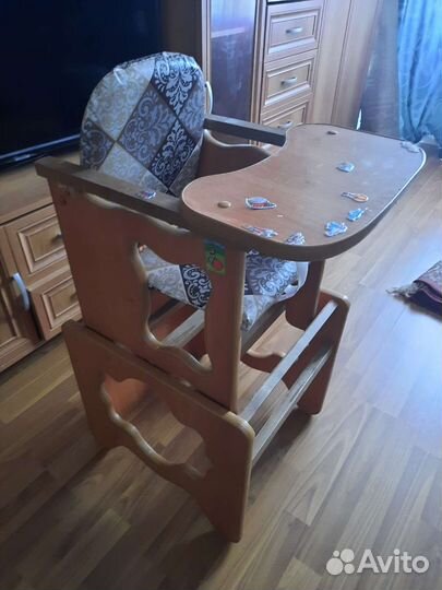 Стульчик для кормления