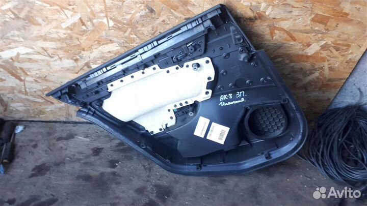 Обшивка двери задней правой Opel Insignia 2008-20