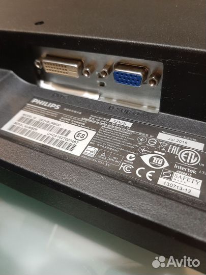 Монитор Монитор philips 223v5l
