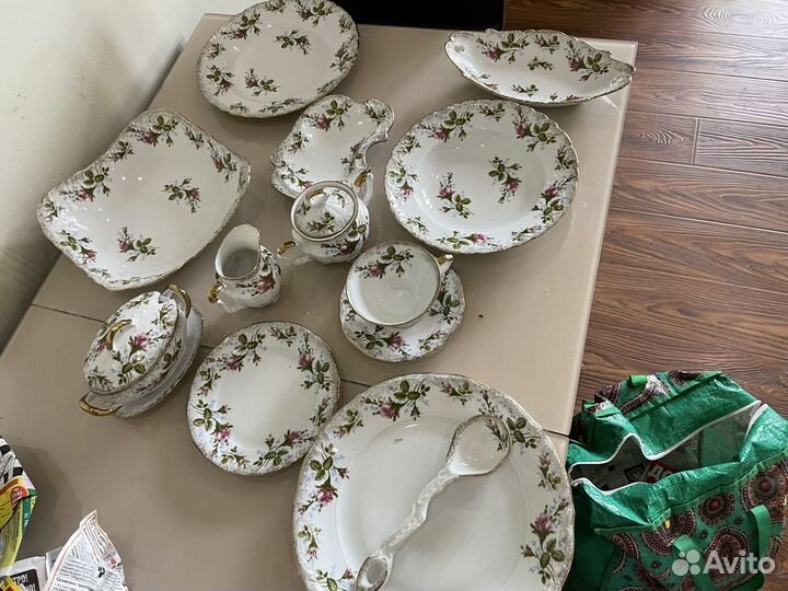 Обеденный сервиз