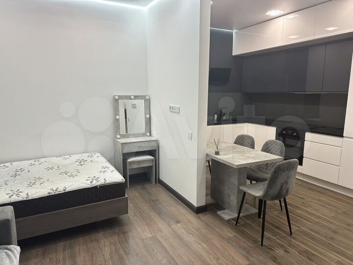 1-к. квартира, 40 м², 2/4 эт.