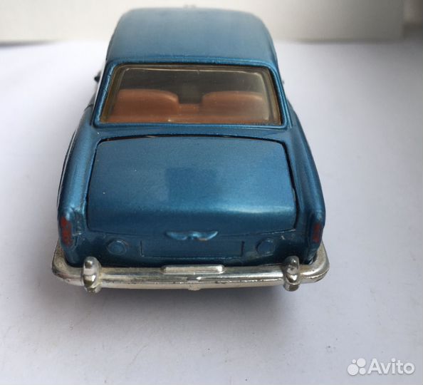 Corgi Toys 280 rolls royce silver shadow