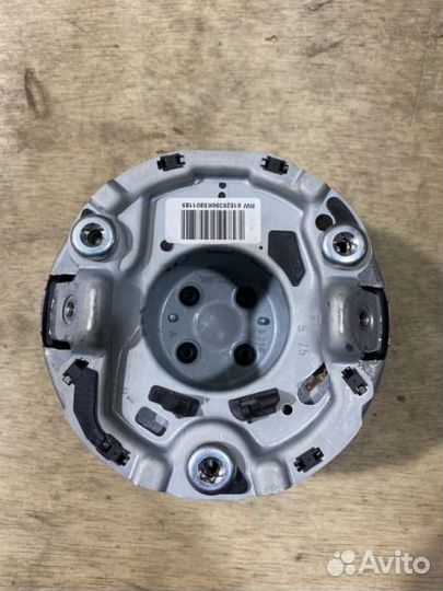 Подушка безопасности водителя Audi A8 4E2 BFM