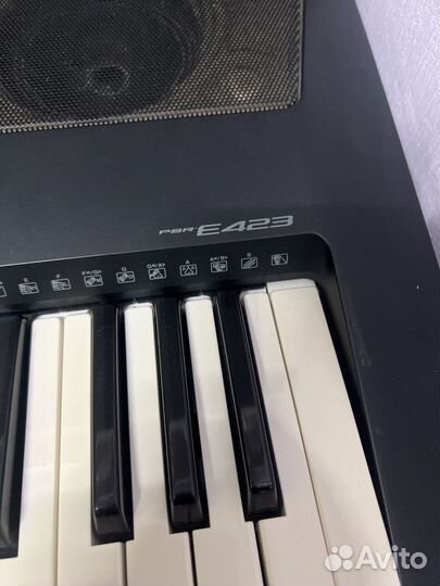 Синтезатор Ямаха пср Е423 Yamaha psr e423