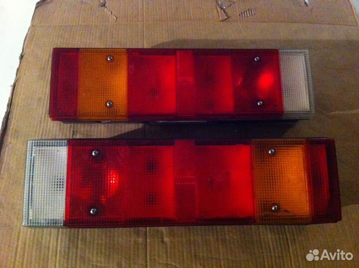 Фонари задние
