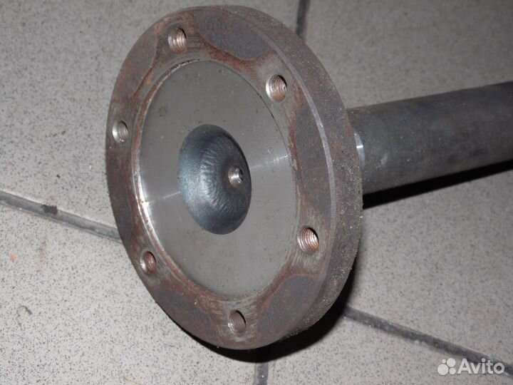 Вал редуктора, полуось Инфинити QX56