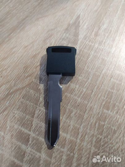 Аварийная вставка для Смарт ключа Сузуки Suzuki SX
