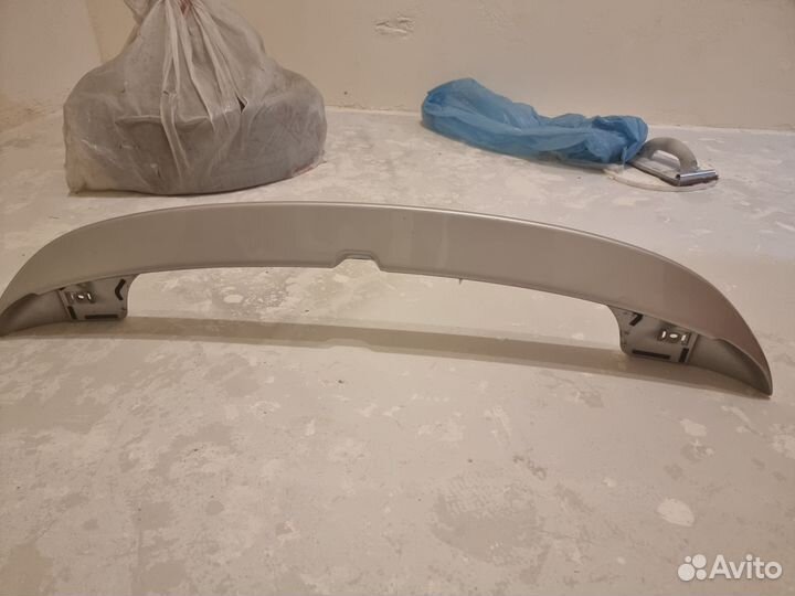 Спойлер toyota ractis ncp100