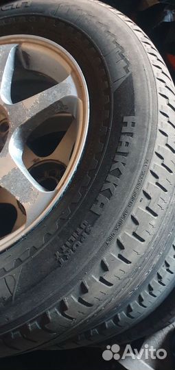 Продам колеса 215/70 R16