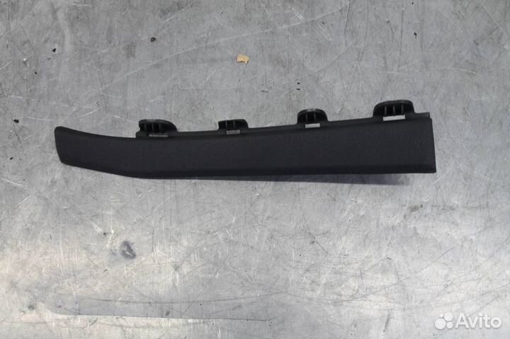 Обшивка стойки левая Audi A6(C7)