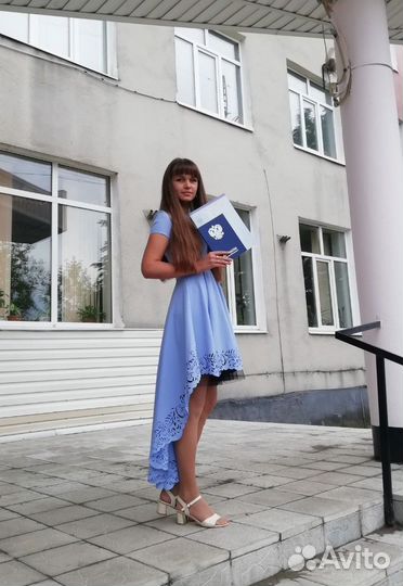 Вечернее платье