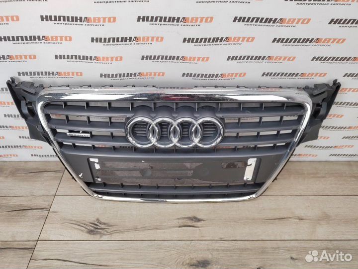 Решетка радиатора Audi A4 B8 универсал 8K5 2.0 TDI