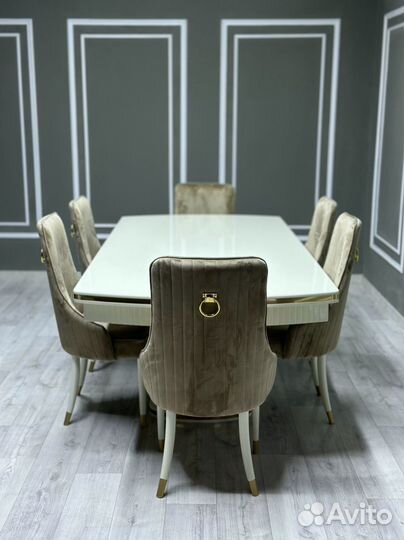 Стол со стульями в гостинную\оплата при получении