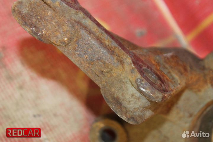 Кулак поворотный правый Renault Duster (11)