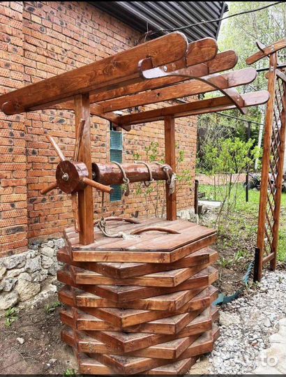 Колодец декоративный