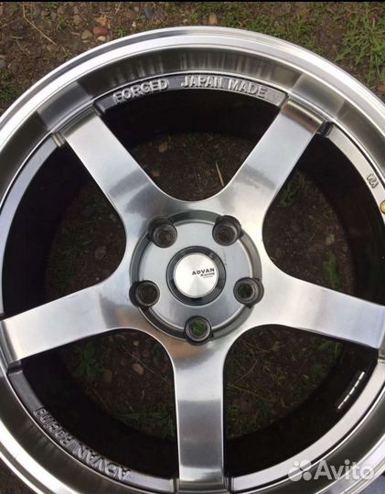 Дикси advan racing r18