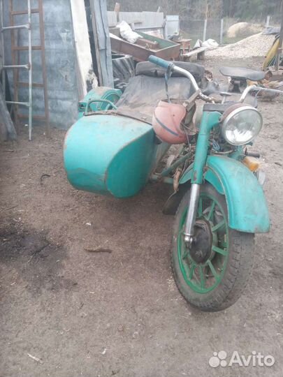 Мотоцикл Урал на запчасти