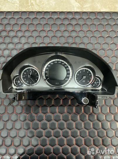 Щиток панели приборов X204