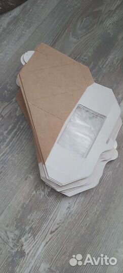 Одноразовые стаканы с крышкой