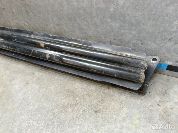 Усилитель бампера задний Volkswagen Golf 6 1.6 BSE