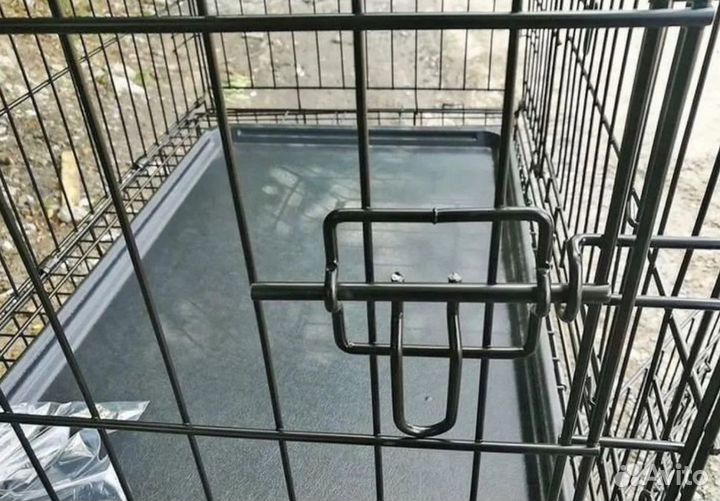 Клетка для больших собак с пластиковым поддоном