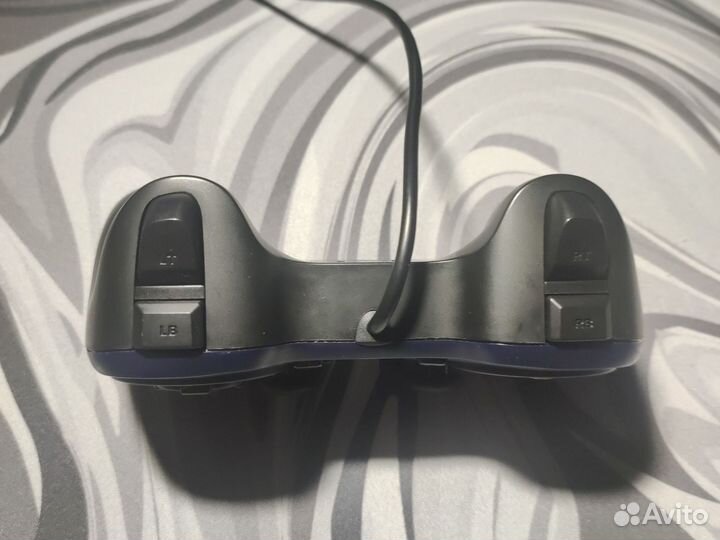 Геймпад (Logitech)