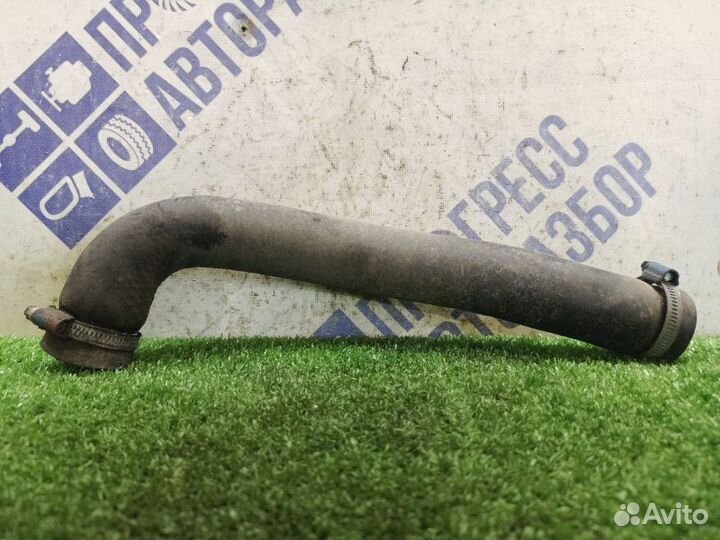 Патрубок радиатора печки Hyundai Terracan