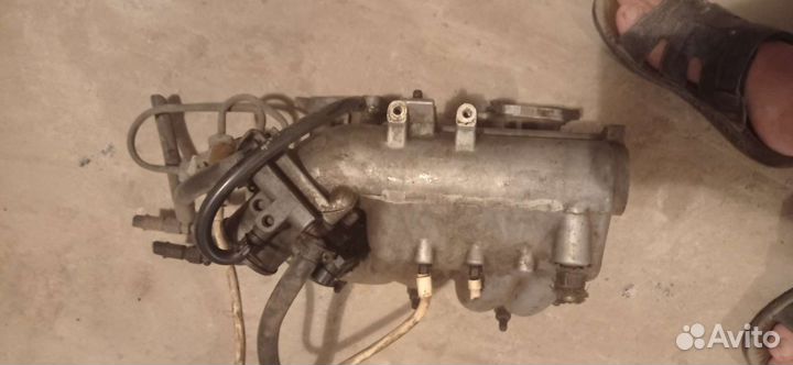 Впускной коллектор ваз 2110