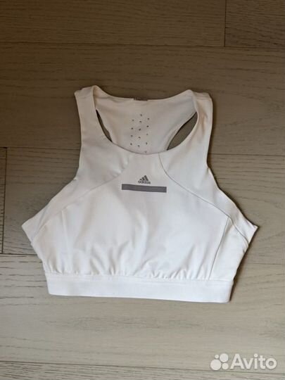 Спортивный топ