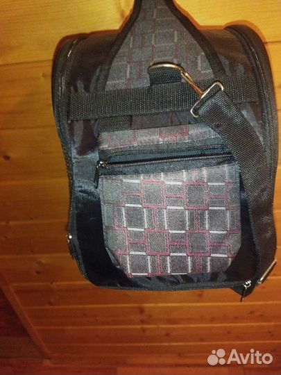 Переноска для кошек и собак