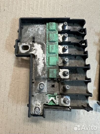 Блок предохранителей Skoda Rapid