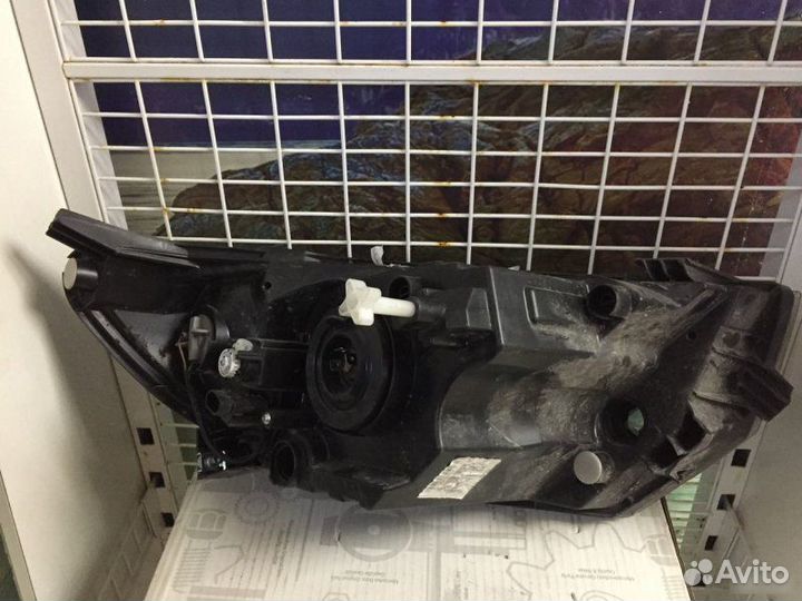 Фара левая Лада Гранта