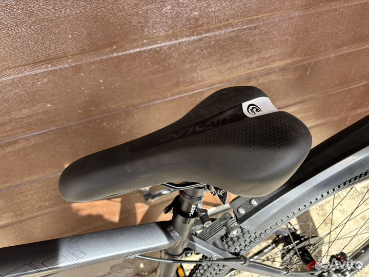 Велосипед взрослый с алюминиевой рамой колеса 29