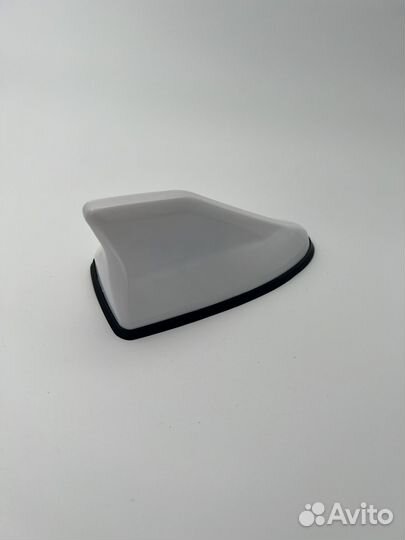 Антенна плавник Белый 040