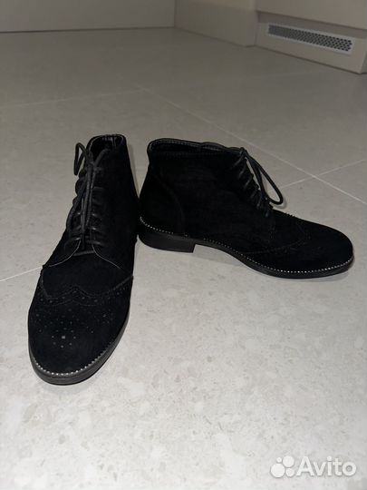 Ботинки замшевые женские 39р