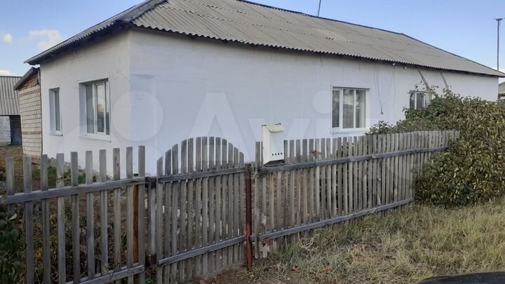 3-к. квартира, 60 м², 1/1 эт.