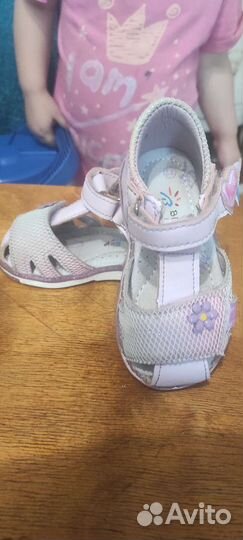 Продам детские сандалики