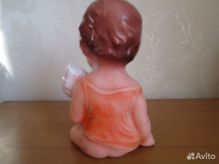 Пупс на горшке, девочка с кошкой Югославия