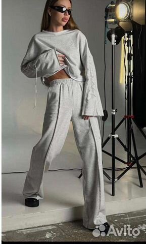 Спортивный костюм женский