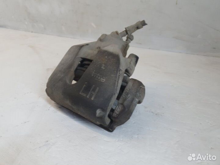 Суппорт передний левый Ford Focus 2 aoda 2006