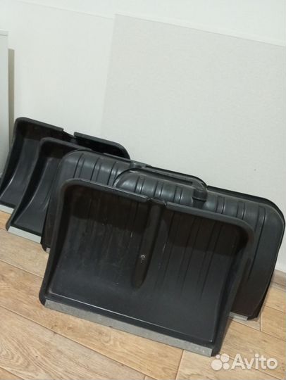 Лопата для уборки снега