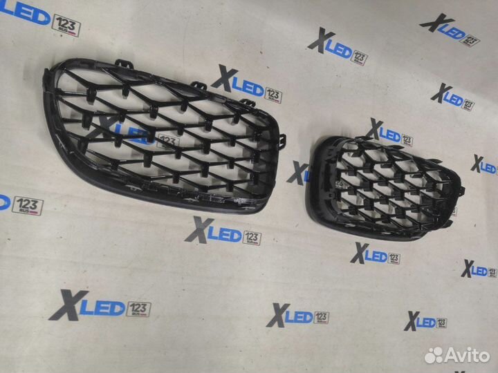 Решетки радиатора BMW F10 F 10 Diamond черные