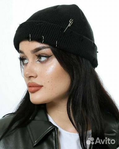 Шапка бини с кольцами