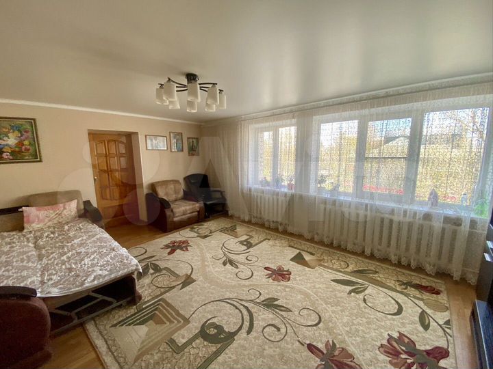 4-к. квартира, 104 м², 4/10 эт.