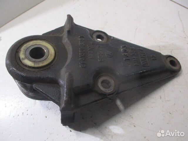 Кронштейн крепления передней рессоры задний MAN 81