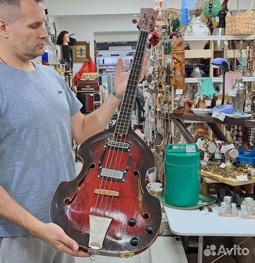 Бас гитара Kremona Orfeus (Орфей), скрипка