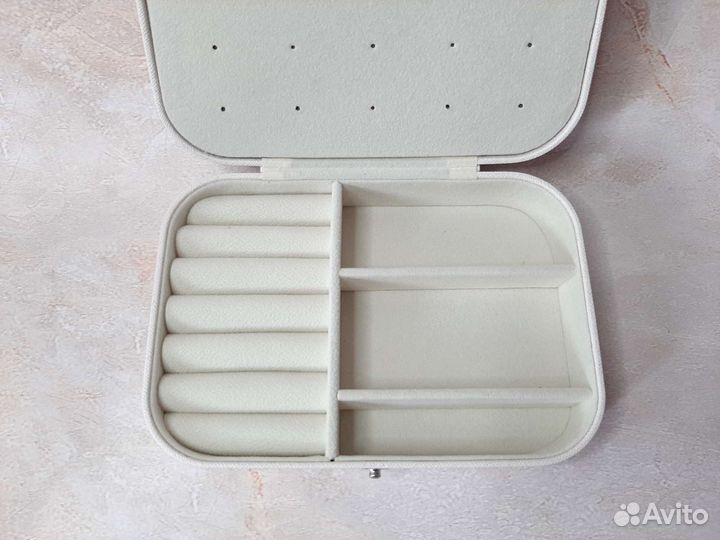 Шкатулка для украшений